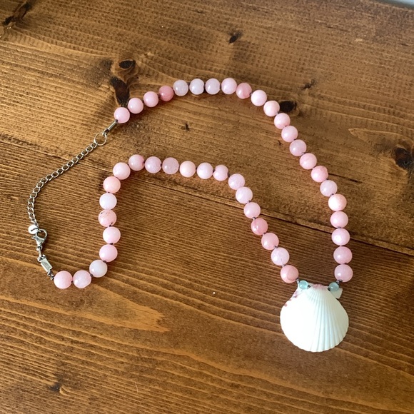 Shell and bead necklace handmade - Picture 7 of 11